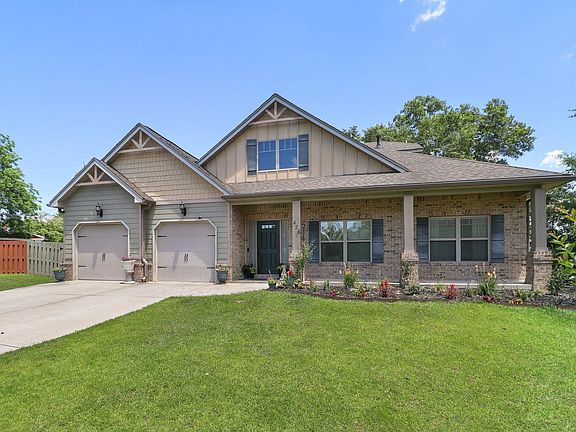 3rd image of 428 Dickson Hill Cir