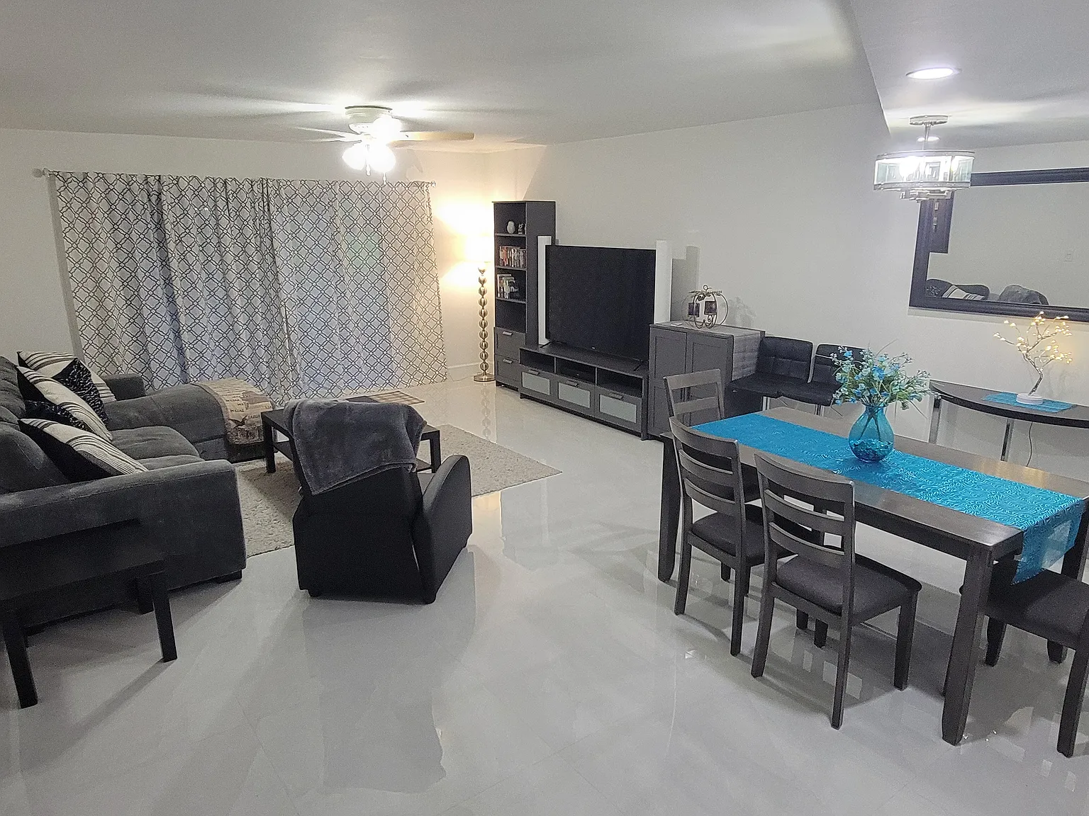 2 bed, 1300 sqft, $2,800 — Photo 3