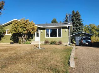 5406 Circle Dr, Elk Pt, AB T0A 1A0