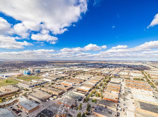 898 Portage Pkwy #4702, Vaughan, ON L4K 0J6