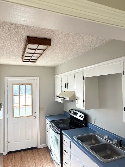 2 bed, 900 sqft, $1,000 — Photo 3