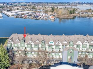 905 N Harbour Dr #6, Portland, OR 97212