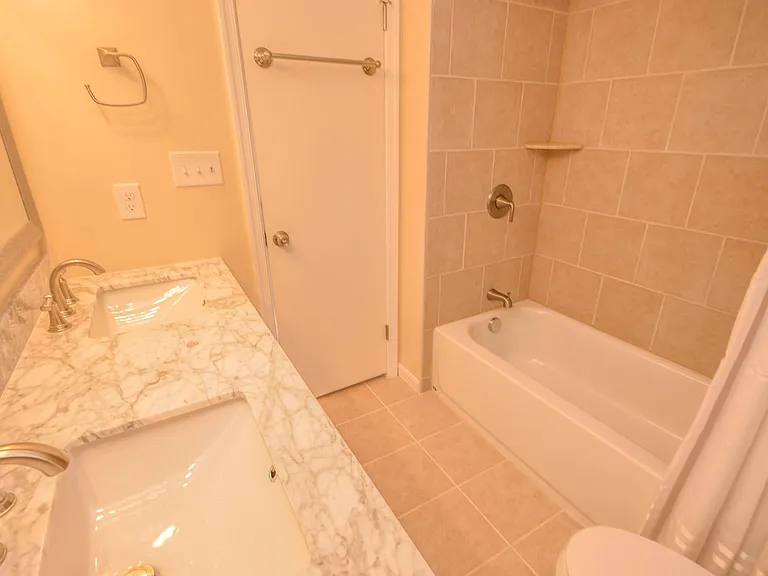 8711 Ravenglass Way — Photo 21