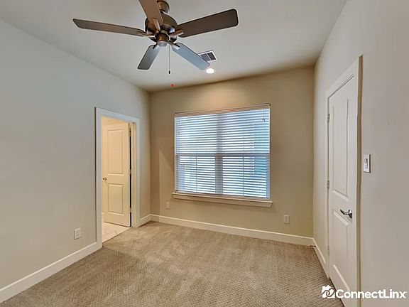5th image of 12406 Executive Dr