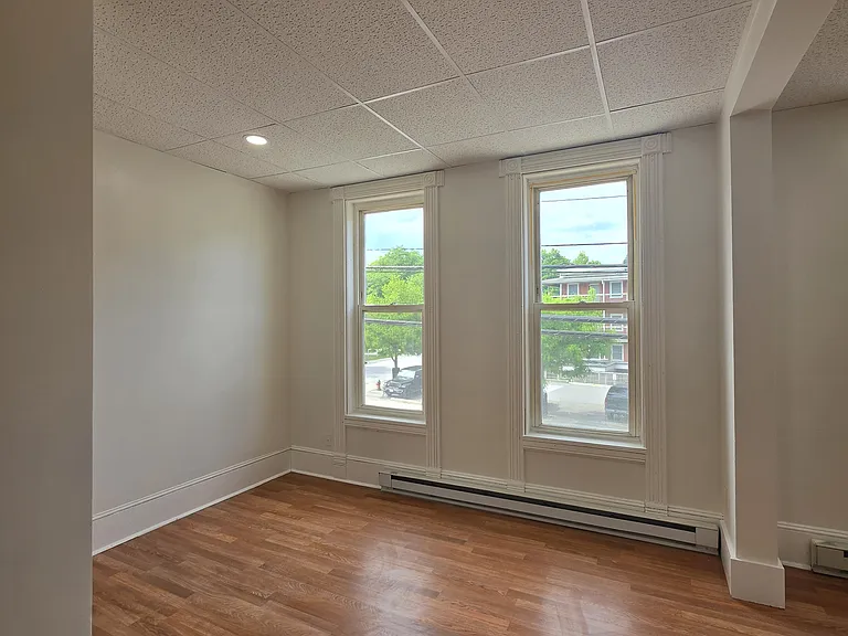 158 Main St #3 — Photo 4