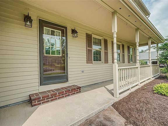 3rd image of 5107 Shiraz Ln