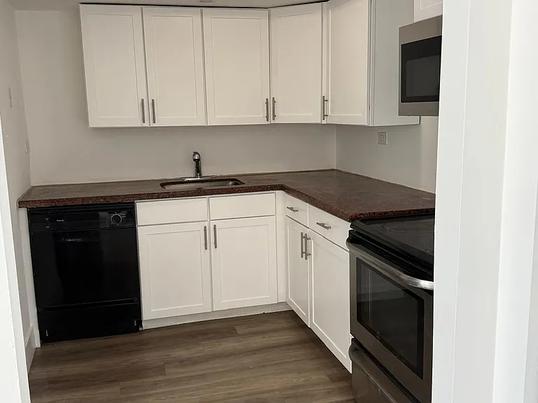 1720 NW North River Dr #408 — Photo 9