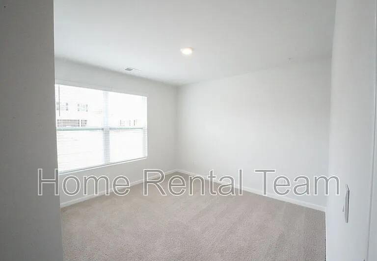112 Windrush Pnes — Photo 10