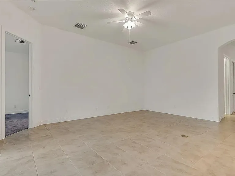 1856 Red Oak Ter — Photo 14