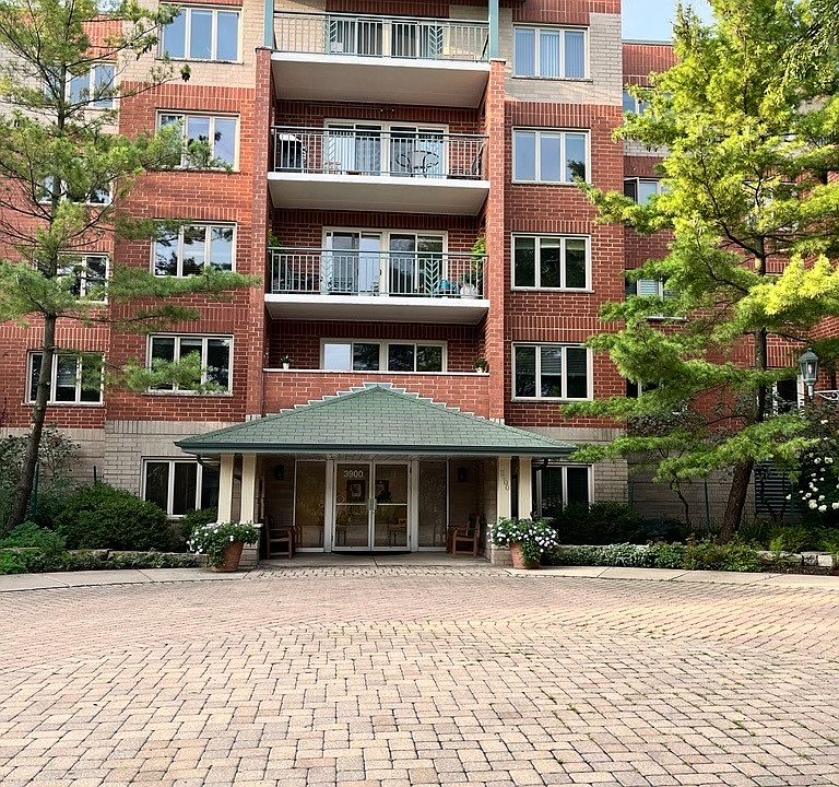 1st image of 3900 W Bryn Mawr Ave APT 208