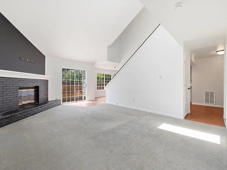 13002 Harrison Dr — Photo 7