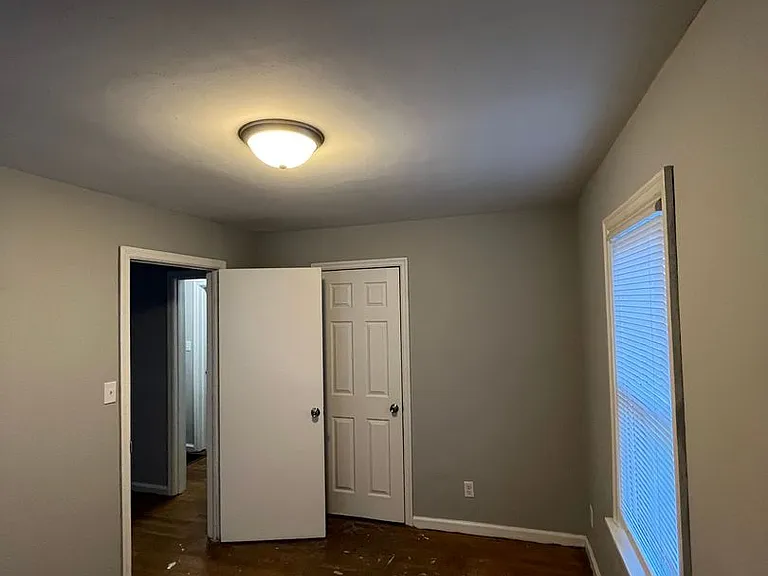 701 Elizabeth Ave — Photo 8