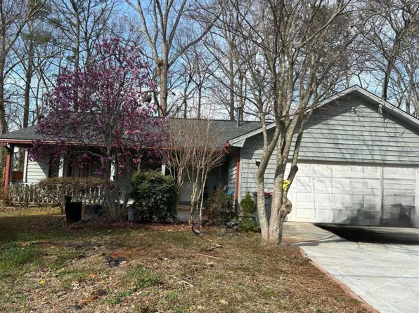 1302 Buttercup Ct, Lawrenceville, GA 30044