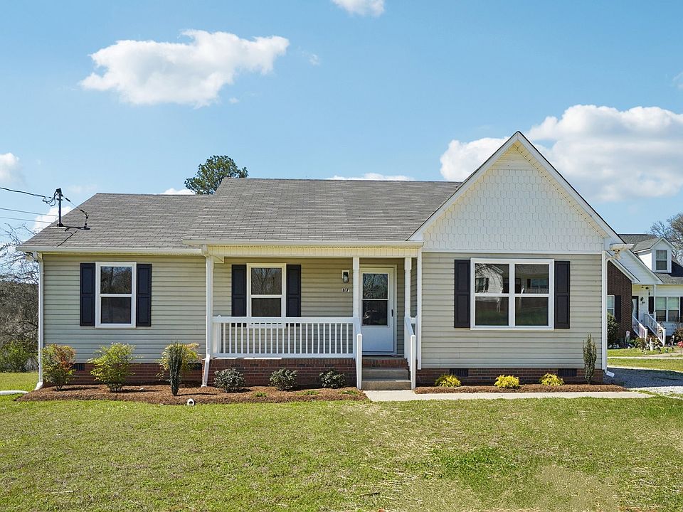 1st image of 817 Mulberry Dr