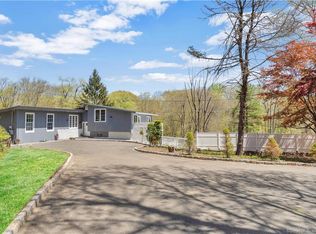80 Harvey Rd, Ridgefield, CT 06877