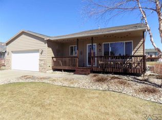7600 S Hughes Ave, Sioux Falls, SD 57108