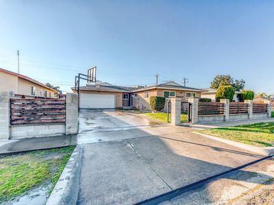 2929 N Hulbert Ave, Fresno, CA, 93705