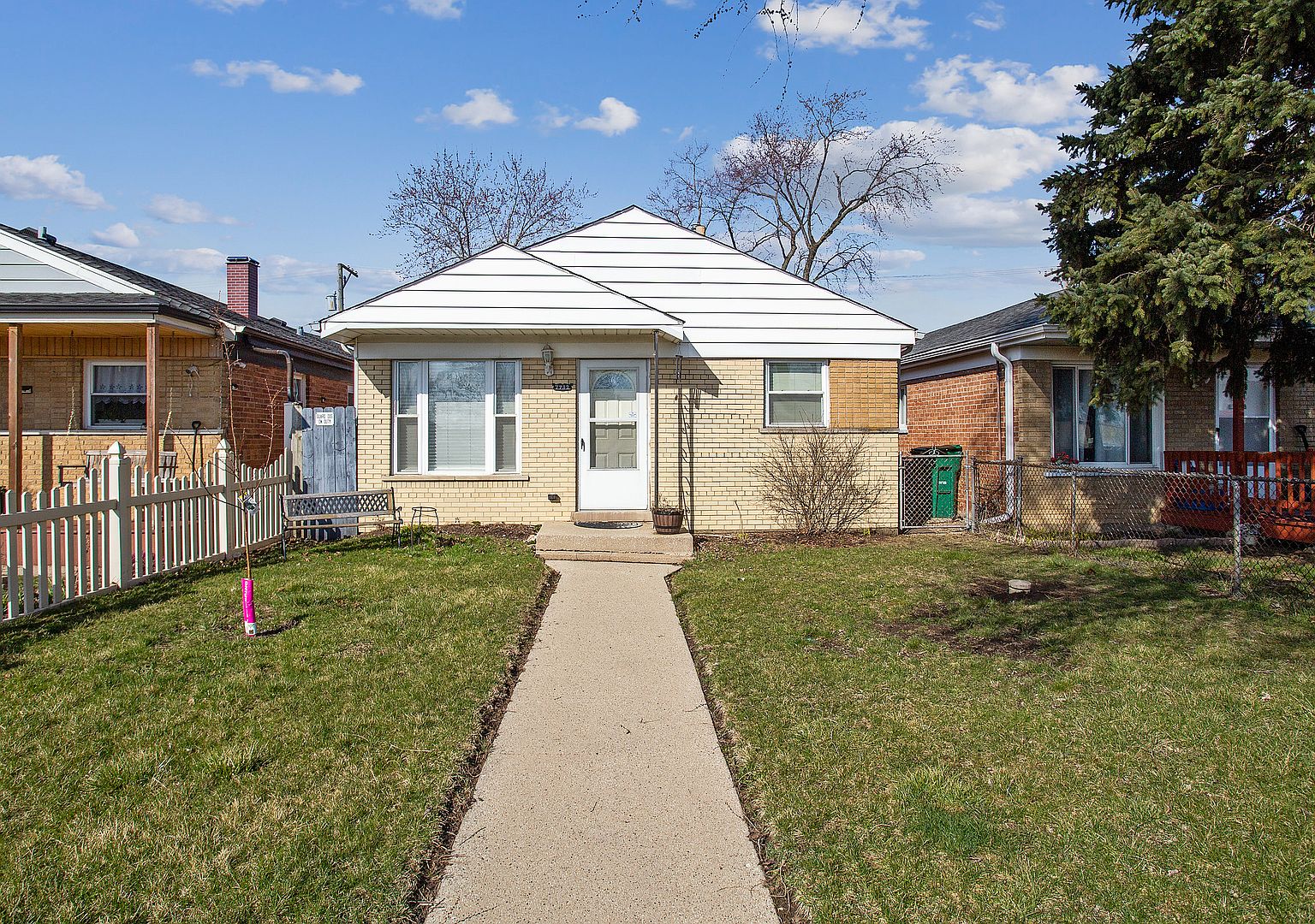 7732 Newland Ave, Burbank, IL 60459 | Zillow