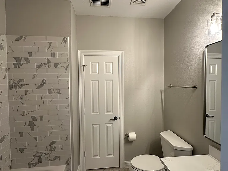 3610 Gillespie St #2 — Photo 15