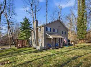 8460 S Green Dr, Nineveh, IN 46164