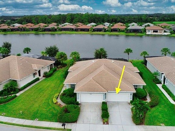 2nd image of 10458 Materita Dr
