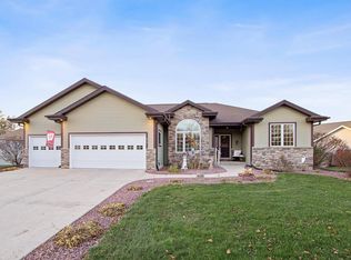 515 Simonson St, Deerfield, WI 53531