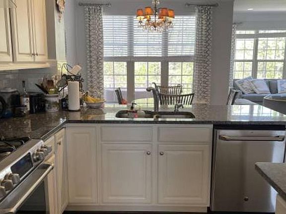 4th image of 8013 Turtle Creek Cir