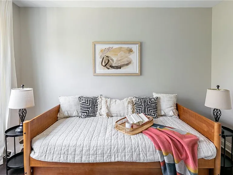1278 Wylie St SE — Photo 31