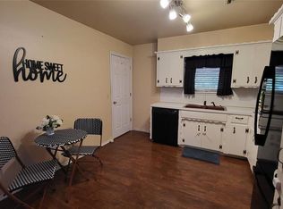 627 SW 3rd St, Moore, OK 73160