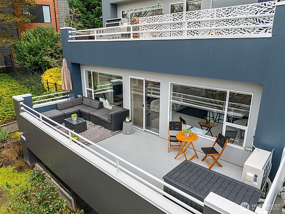 3rd image of 555 Kirkland Way #205