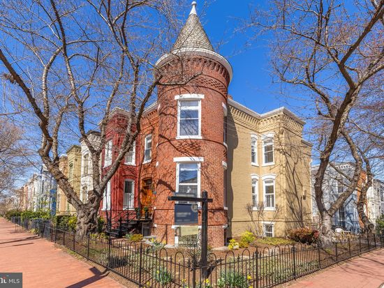 668 E St NE, Washington, DC 20002