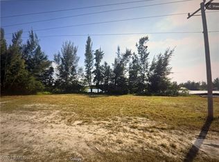 1624 SW 4th St, Cape Coral, FL 33991
