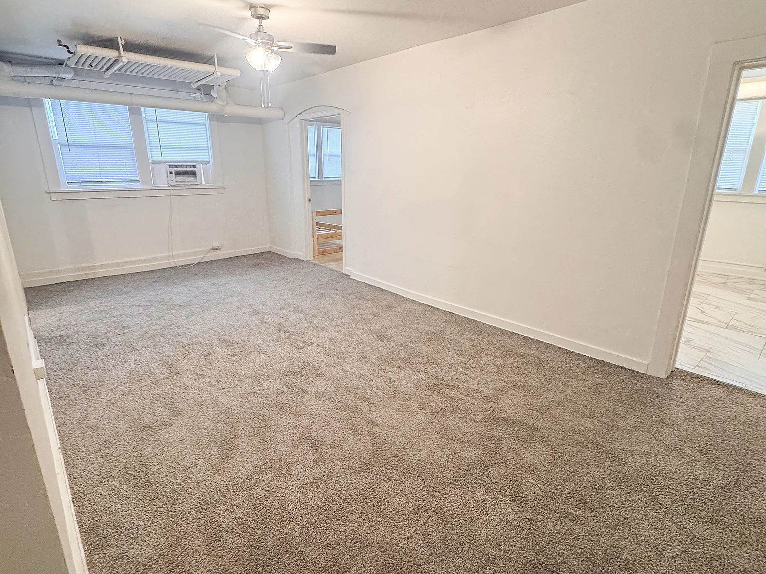 2 bed, 900 sqft, $875 — Photo 3