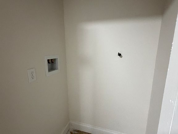 5th image of 295 Norton St #Bb8