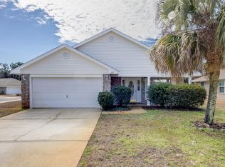 1013 Freeport Ct, Mary Esther, FL 32569