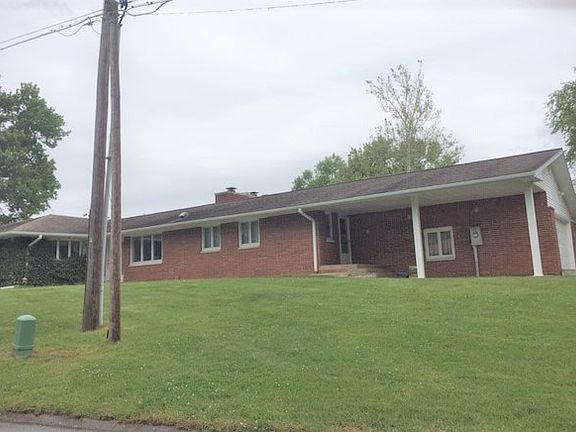 4th image of 601 College Park Dr
