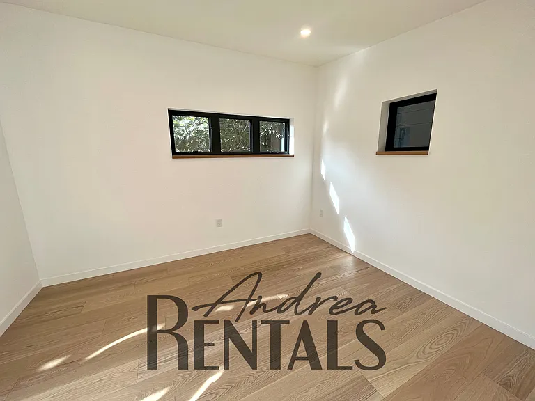 1244 Kains Ave — Photo 18