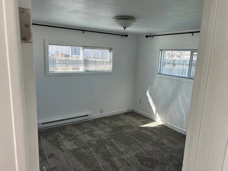 617 Thayer Dr — Photo 11