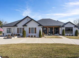 5282 S Applecross Way, Springfield, MO 65809