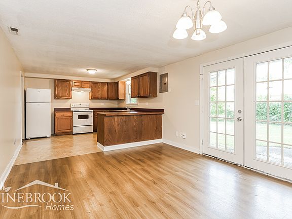 5th image of 6321 Holbrook Dr
