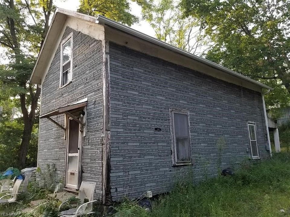 1st image of 312 1st Dr SW