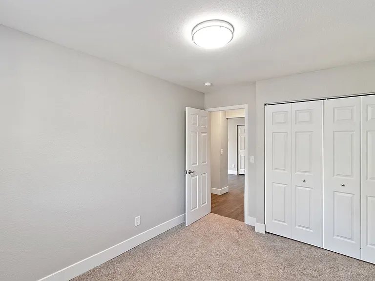 Timber Ridge Apartments (Timber Ridge 64 LLC) — Photo 32