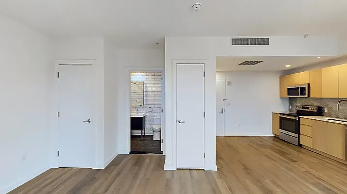 Rented by Compass | media 12
