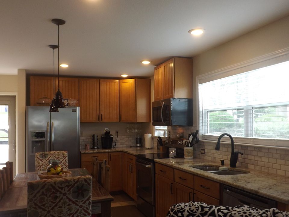 Updated large kitchen