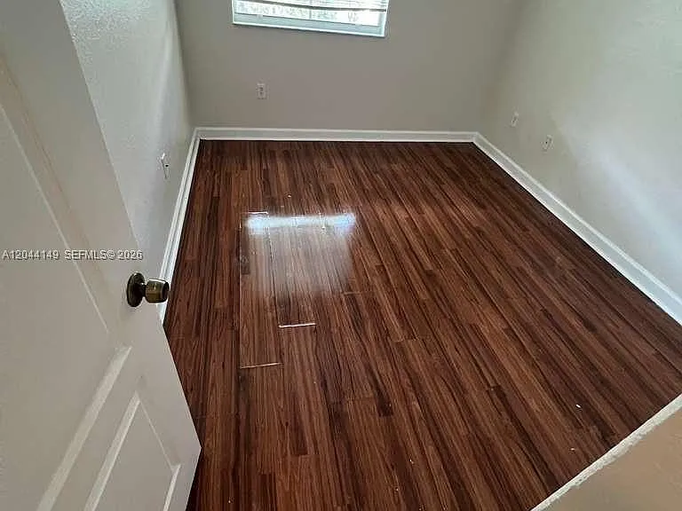 1661 SE 28th St #202 — Photo 21