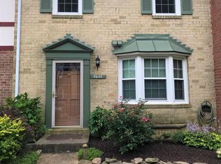 9637 Nonquitt Dr, Fairfax, VA 22031