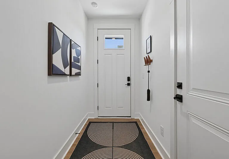Sablewood — Photo 17