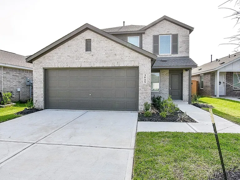 3045 Fantasy Terrace Dr — Photo 1