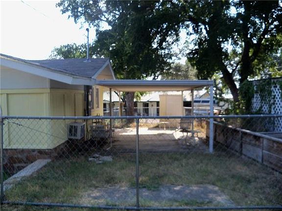 4th image of 177 Rose Cir
