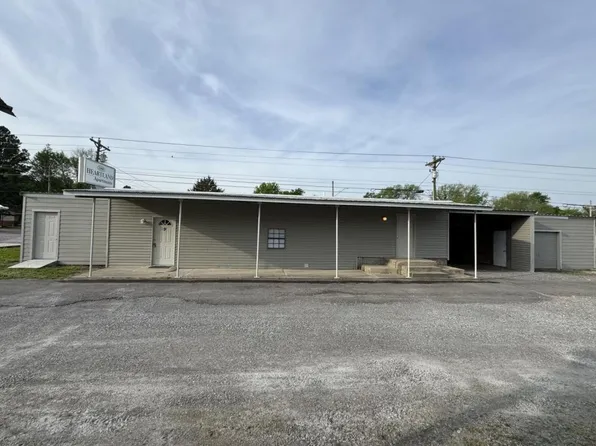 1308 W Choctaw St #9, Tahlequah, OK 74464